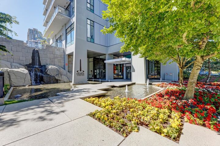 1178 Heffley Crescent 1706 — photo 1