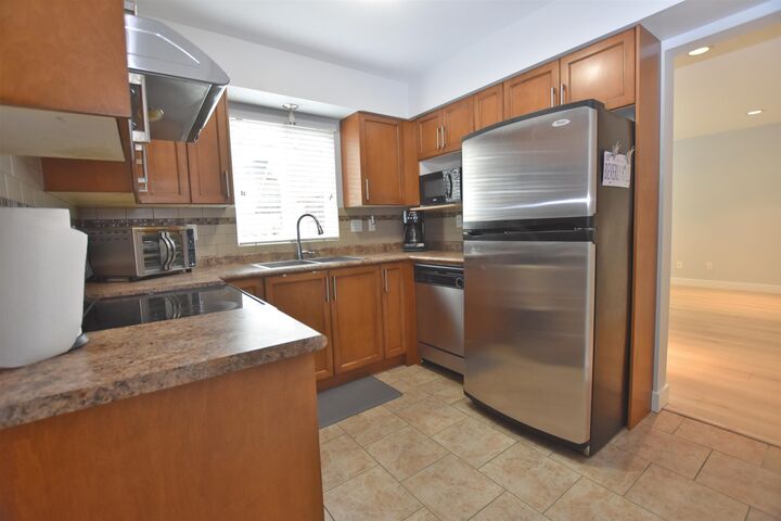 Property Photo:  15402 96A Avenue  BC V3R 7H2 