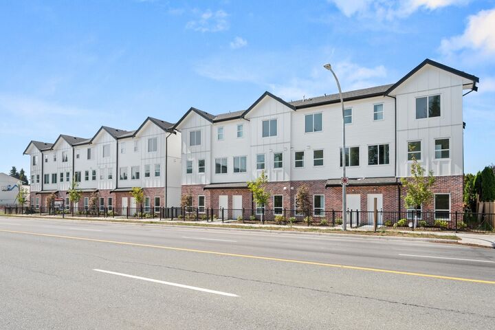 Property Photo: 31981 Coral Avenue 6 BC V2T 2J9