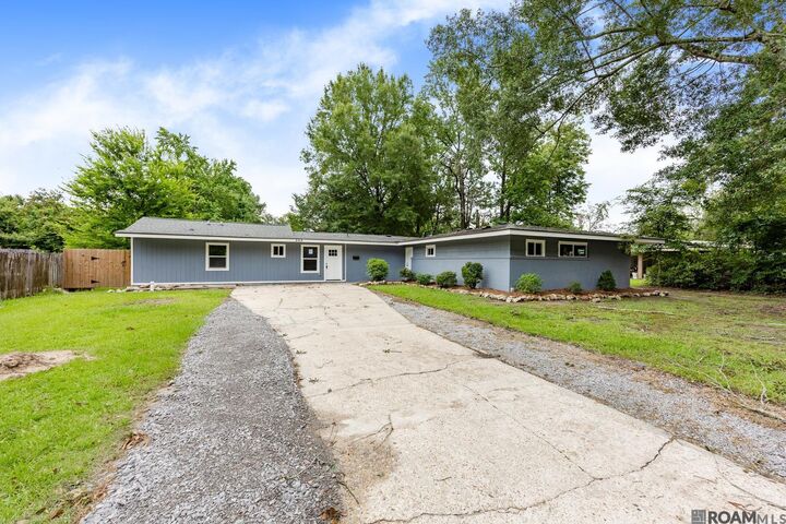 Property Photo: 555 Lonita St LA 70815