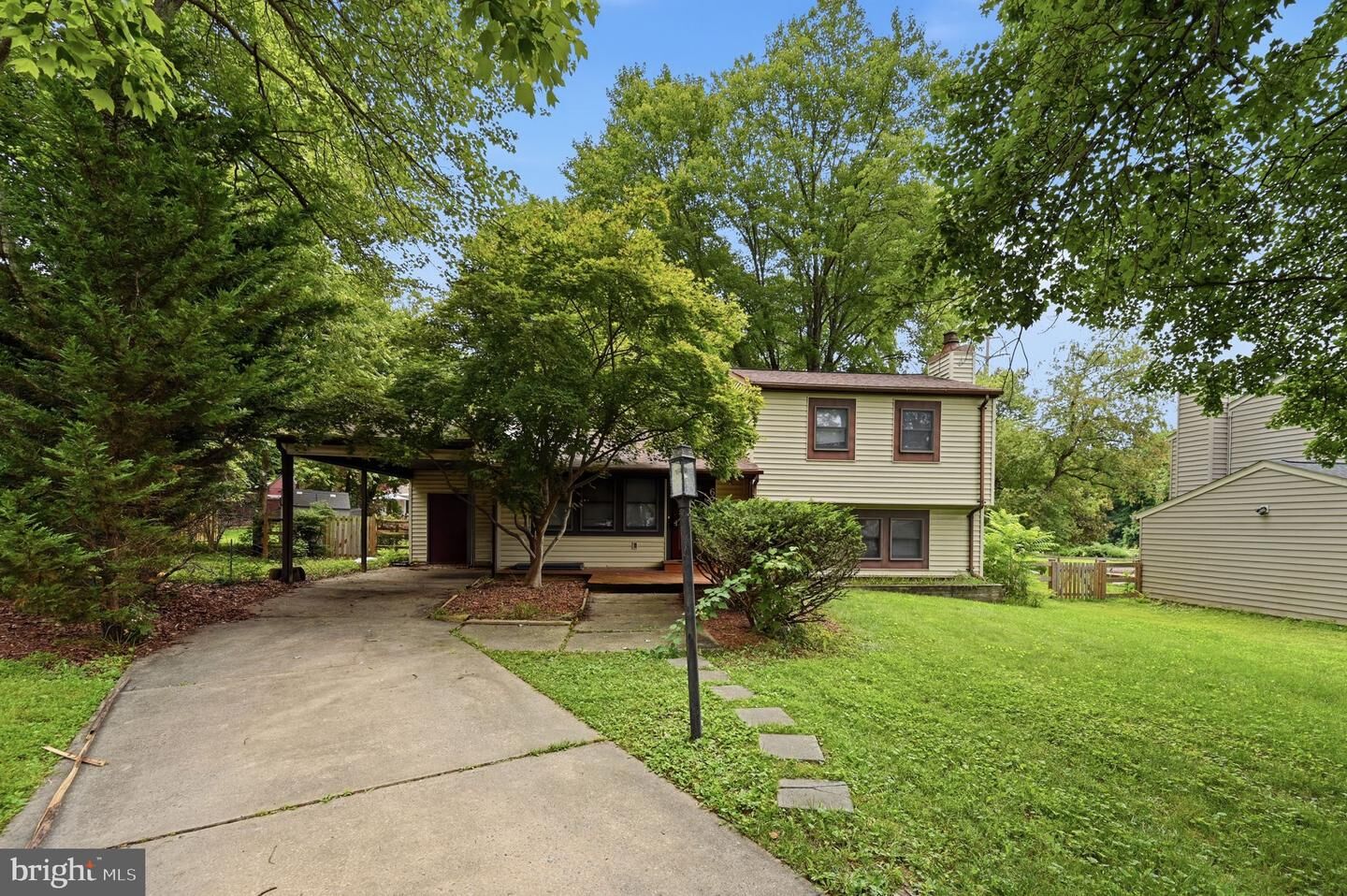 Property Photo:  6251 Parallel Lane  MD 21045 