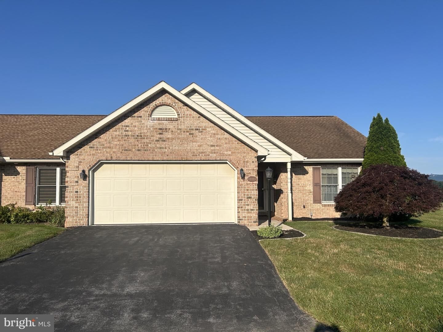 Property Photo:  2374 Majestic Court  PA 17202 