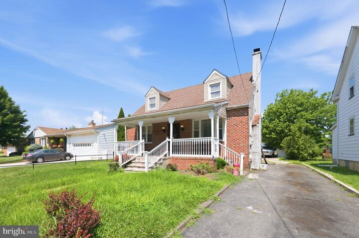 Property Photo:  114 Somerset Street  NJ 08638 