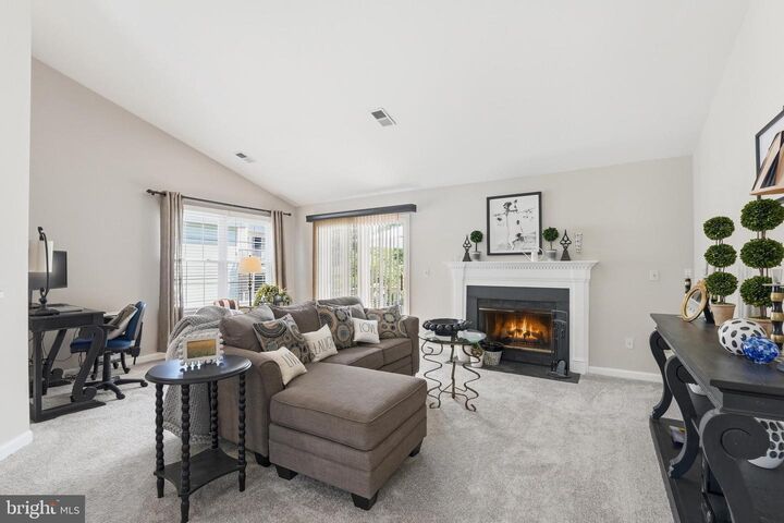 Property Photo:  210 Fernwood Place C  VA 20186 