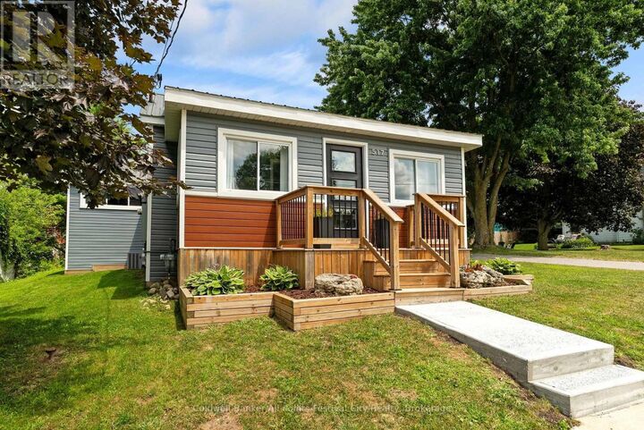 Property Photo:  517 Willoughby Street  ON N0G 2H0 