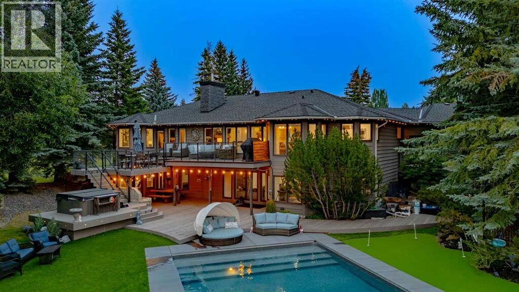 Property Photo: 31 Rosewood Drive Southwest AB T3Z 3K7