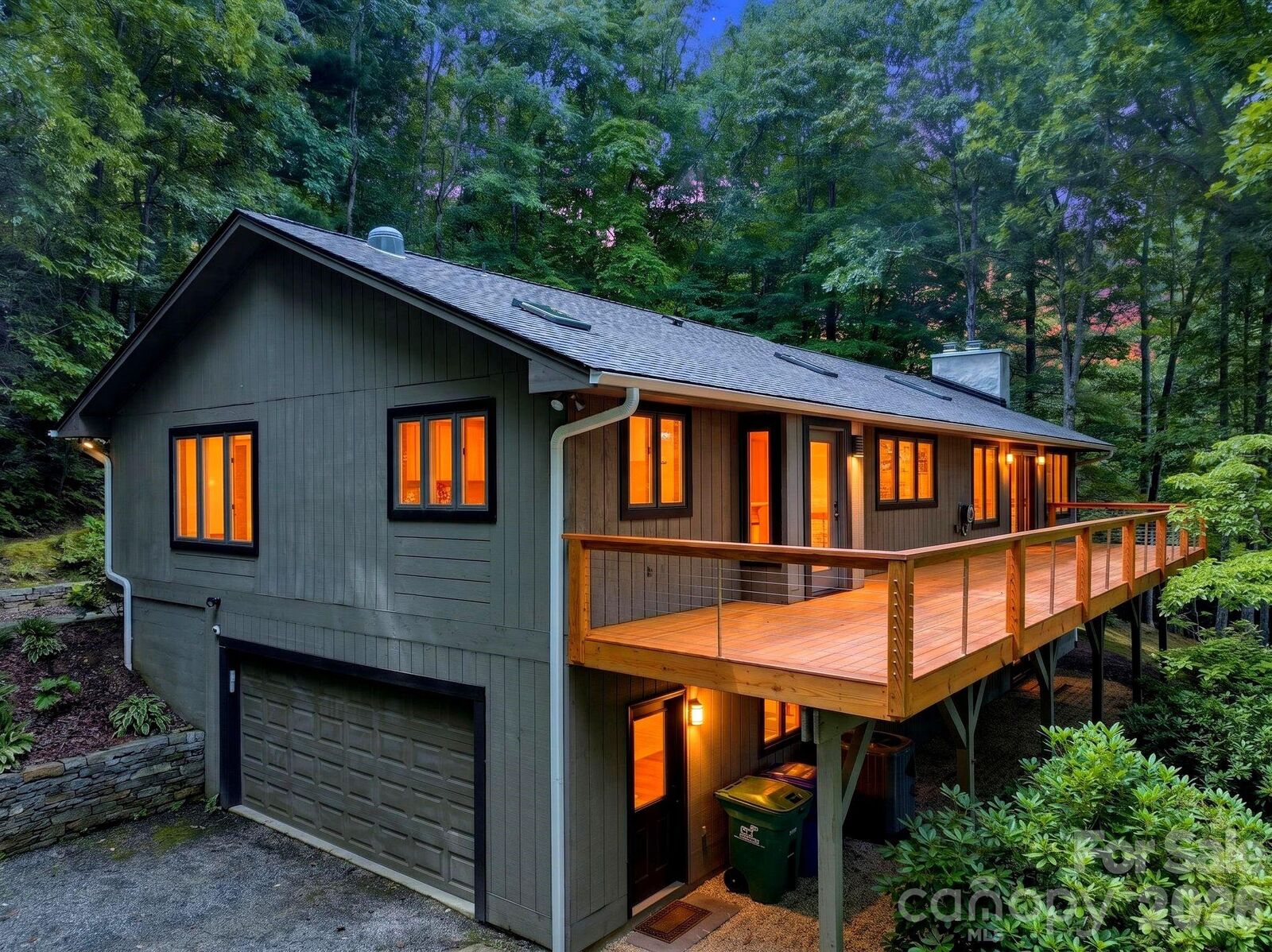 Property Photo:  12 Beech Tree Lane  NC 28804 