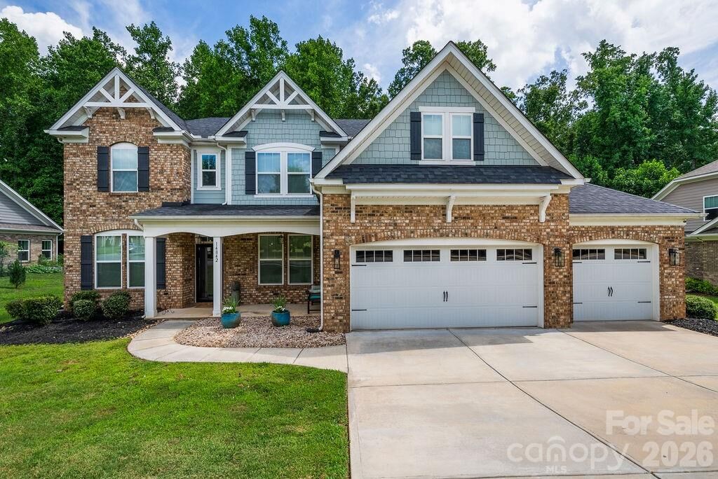 Property Photo:  14842 Belleglade Trail  NC 28227 