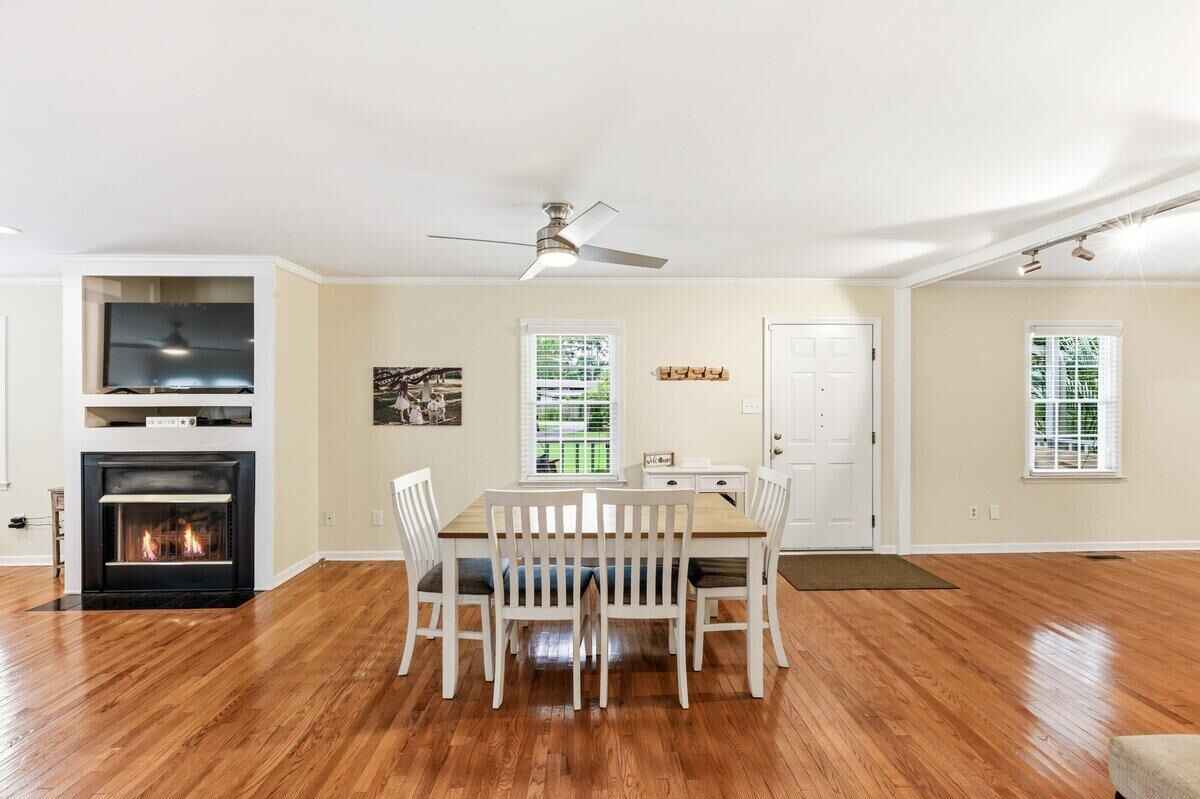 Property Photo:  210 Carolina Avenue  SC 29477 