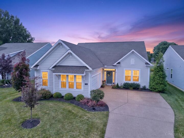 Property Photo: 3781 Fairmount Circle OH 45245