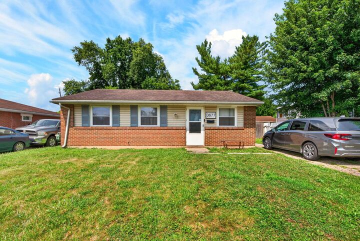 Property Photo: 3677 Abney Road OH 43207