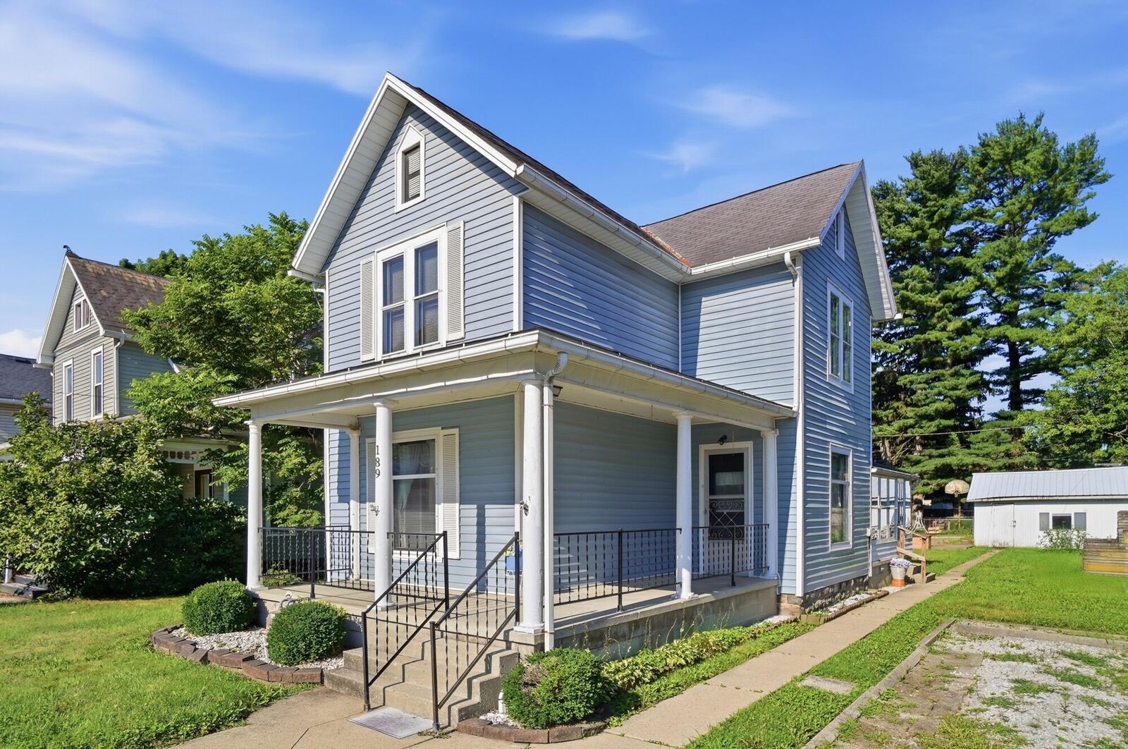 Property Photo:  189 N 10th Street  OH 43055 