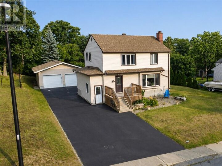 Property Photo: 107 Lindsley Street ON P0M 1S0