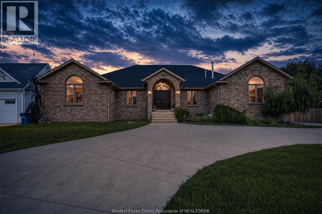 Property Photo: 376 Elmstead Ridge ON N8N 2L9