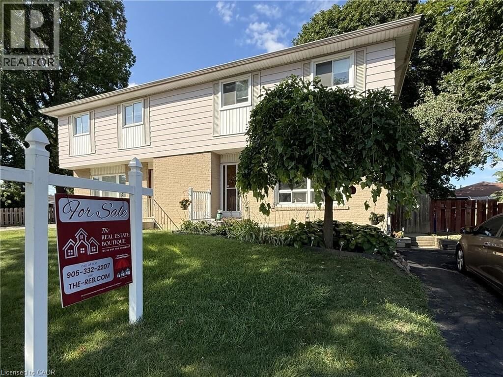 Property Photo:  1345 Colonsay Drive  ON L7P 2T6 