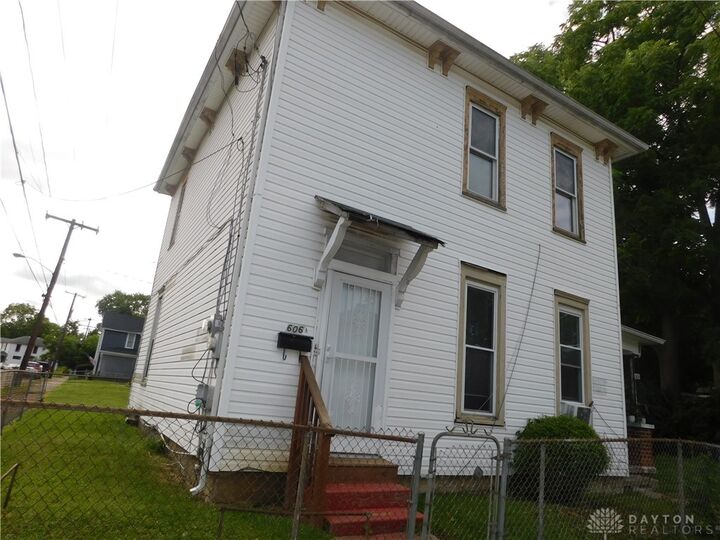 Property Photo:  606 1/2 Mason Street  OH 45503 
