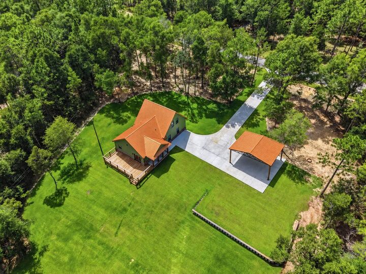 Property Photo: 108 Creek Drive FL 32536