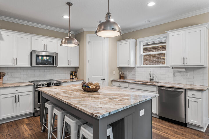 Property Photo: 89 Laurel Oaks Drive FL 32439
