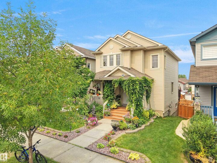 1216 29 Avenue NW — photo 1