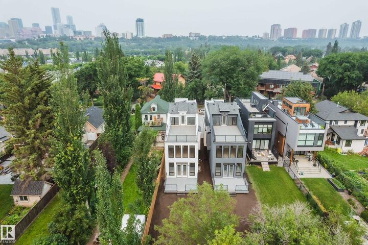 Property Photo:  9919 87 Street NW  AB T5H 1N2 