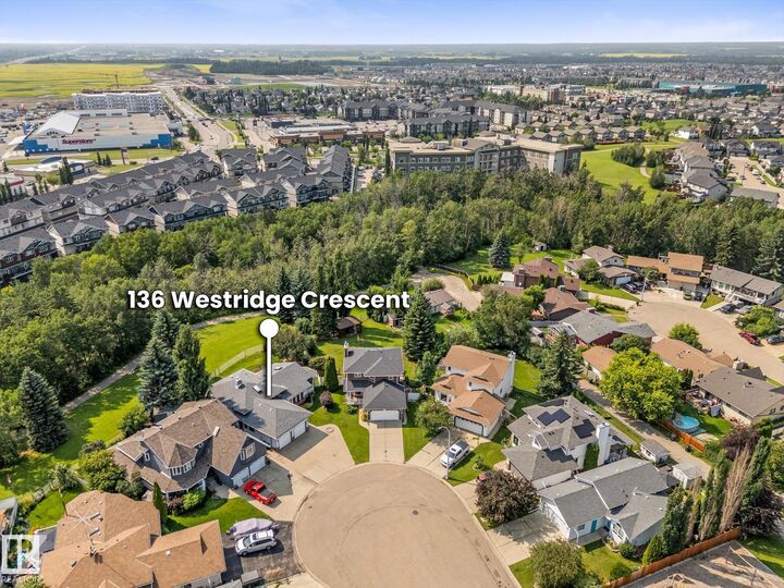 Property Photo:  136 Westridge Crescent  AB T7X 3C8 