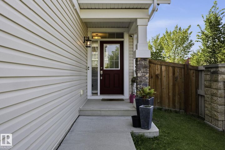 Property Photo: 3204 Abbott Crescent SW AB T6W 2V3