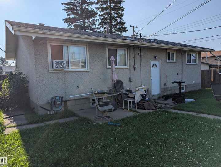 Property Photo:  9325 168 Street NW  AB T5R 2W1 