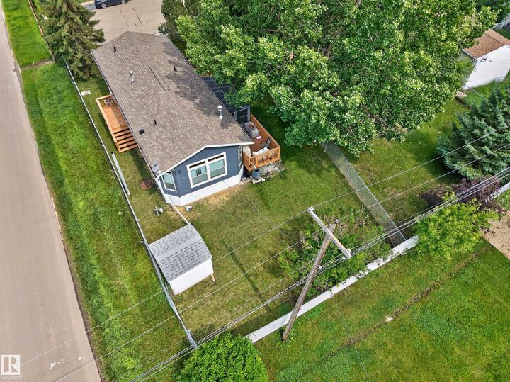 Property Photo: 4204 47 Street AB T9A 2H5