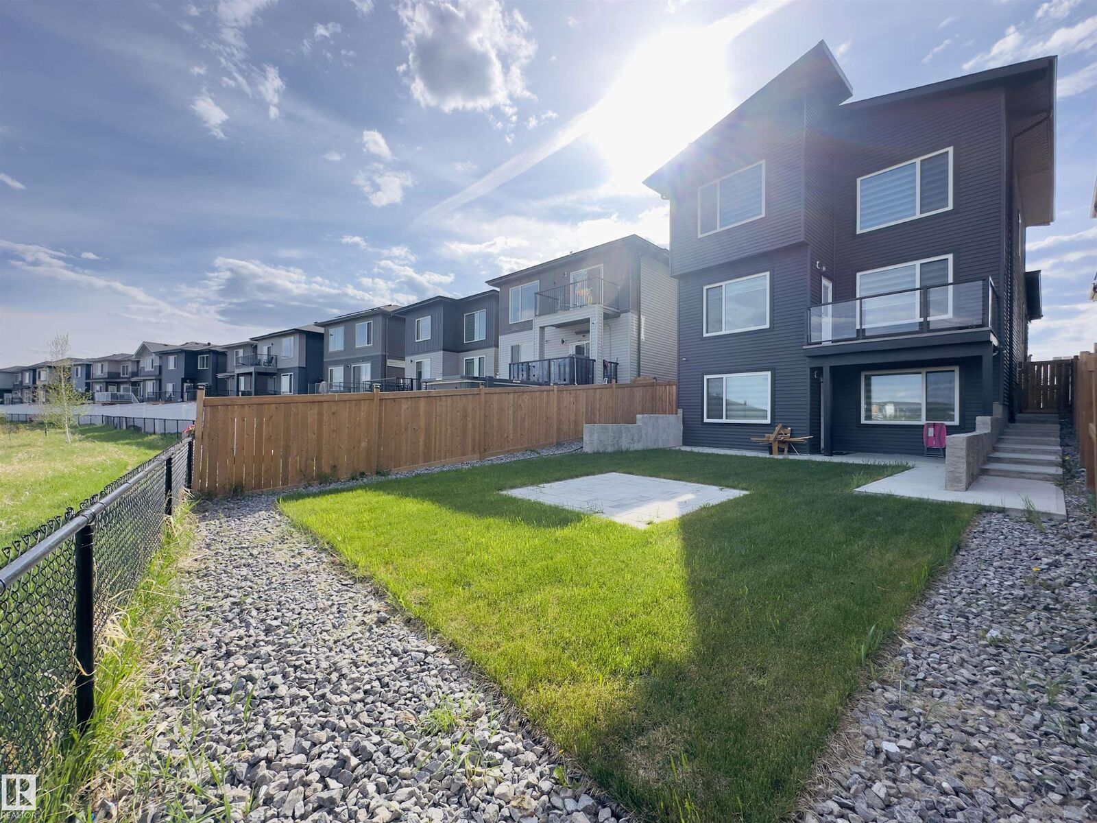 Property Photo:  17315 68 Street NW  AB T5Z 0W4 
