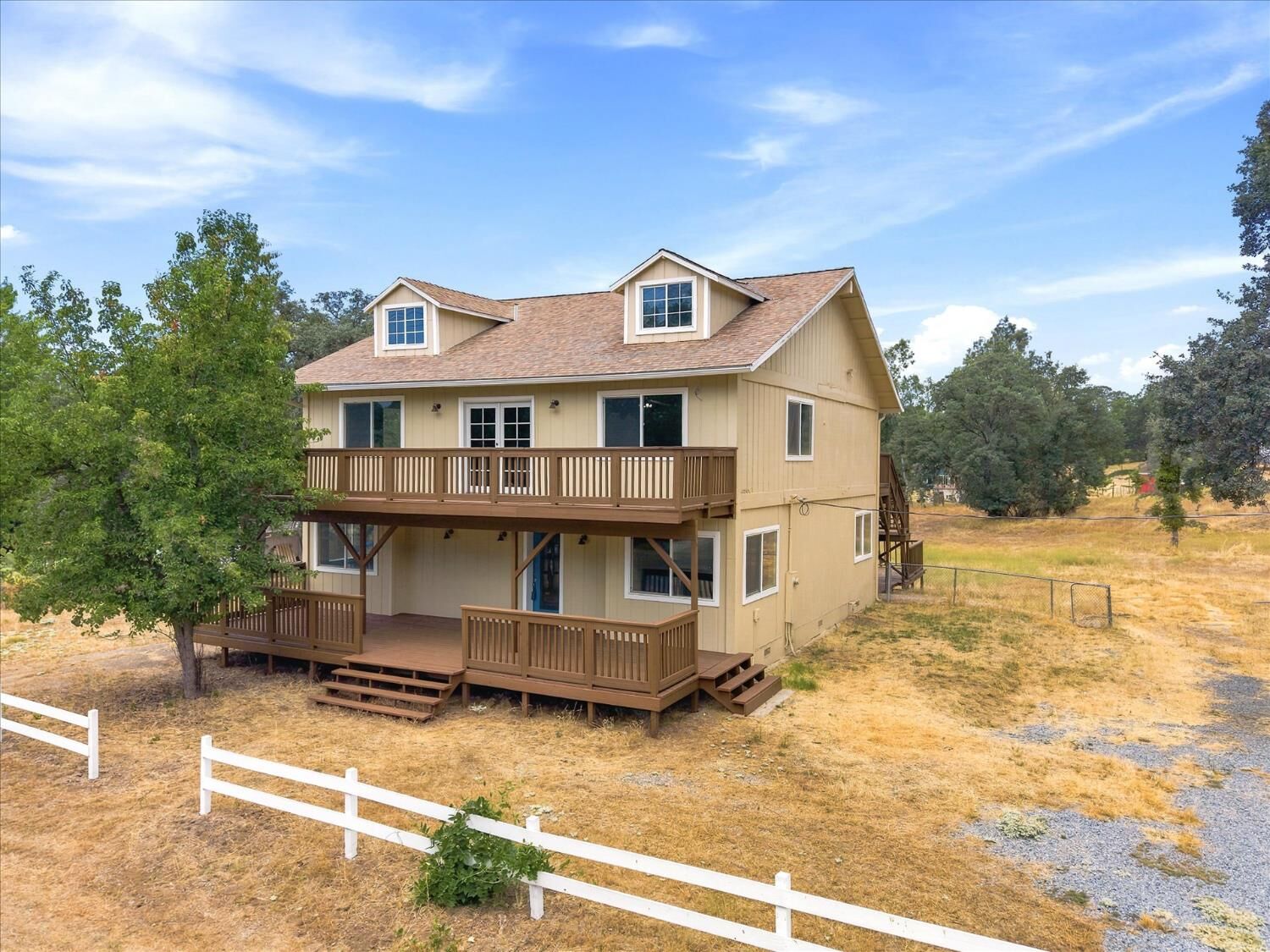 Property Photo: 47413 Road 417 CA 93614