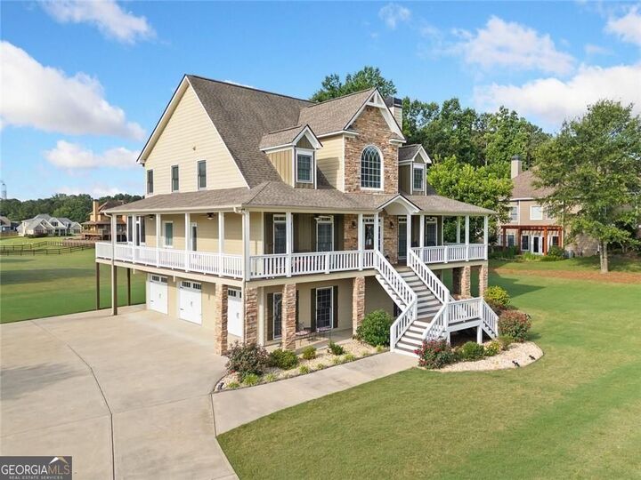 Property Photo:  92 River Walk Parkway  GA 30145 