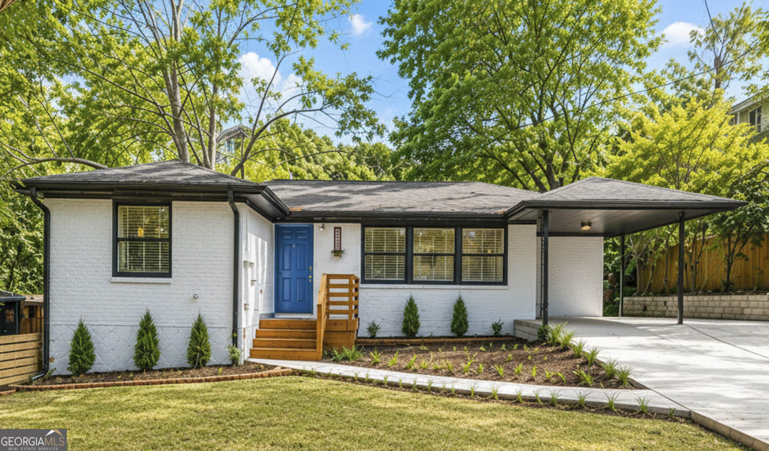 Property Photo:  3416 Maplehurst Drive  GA 30032 