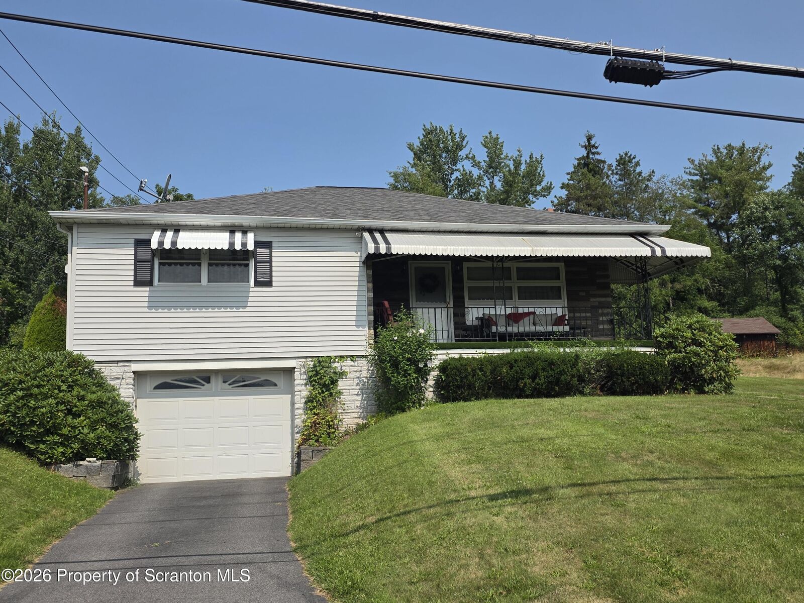 Property Photo:  327 Irving Street  PA 18403 
