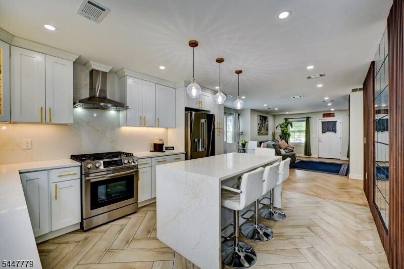 Property Photo:  535 Farley Ave  NJ 07076 