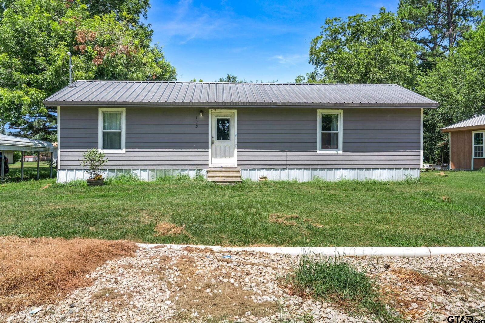 Property Photo:  195 N Wood St.  TX 75440 