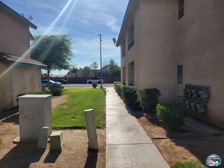 Property Photo: 1200 Rodeo Dr 943 CA 92251
