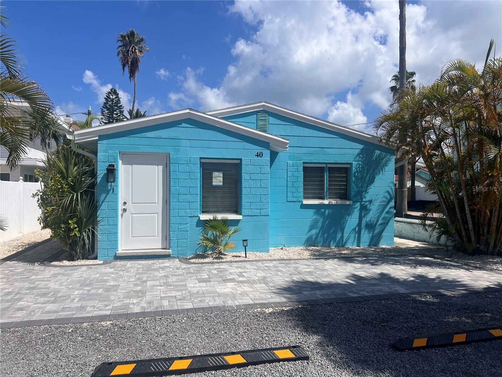 Property Photo:  40 82nd Avenue Unit 3  FL 33706 