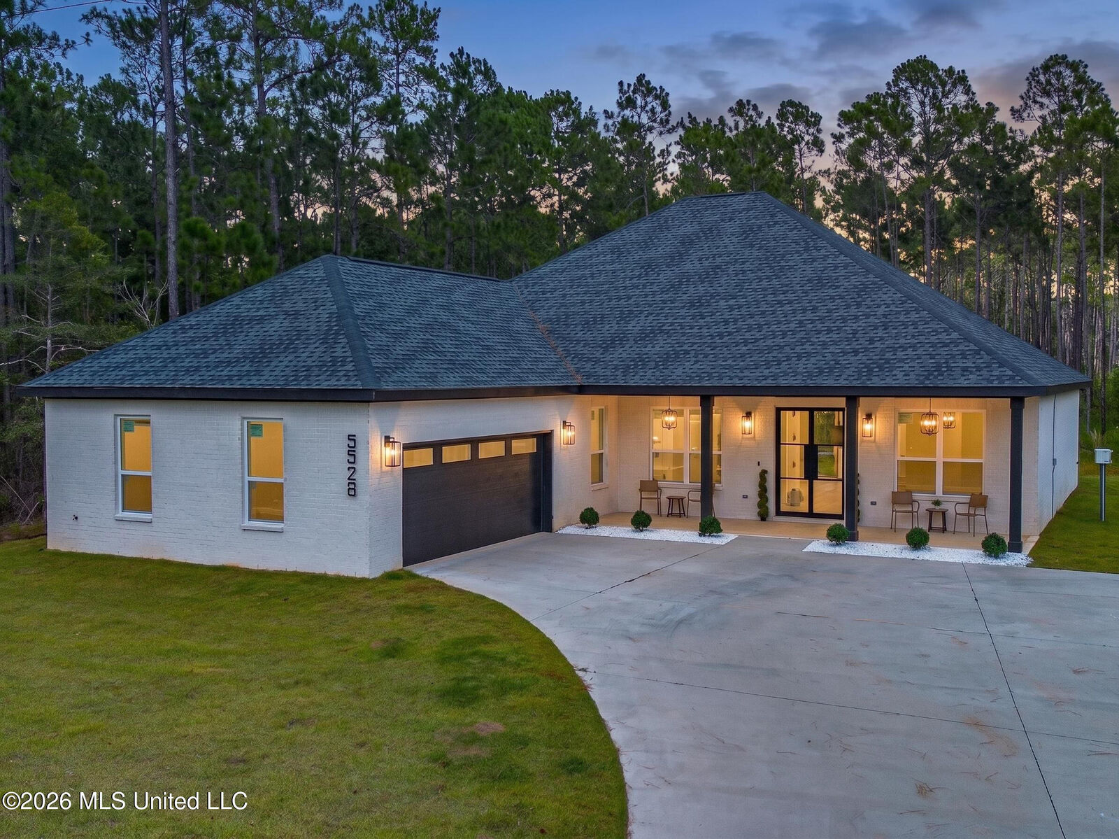 Property Photo:  5528 Richmond Street  MS 39564 