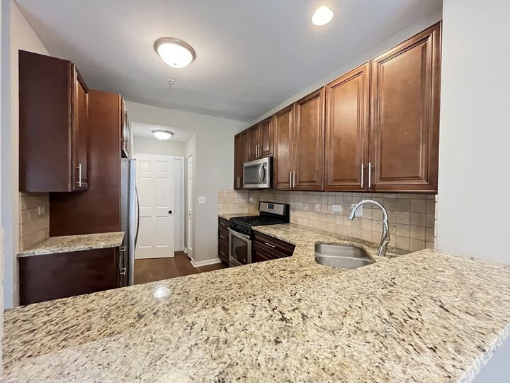 Property Photo:  589 Fox Ridge Drive  IL 60020 
