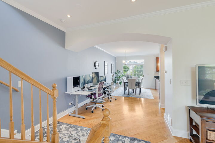 Property Photo: 1737 Maple Avenue IL 60133