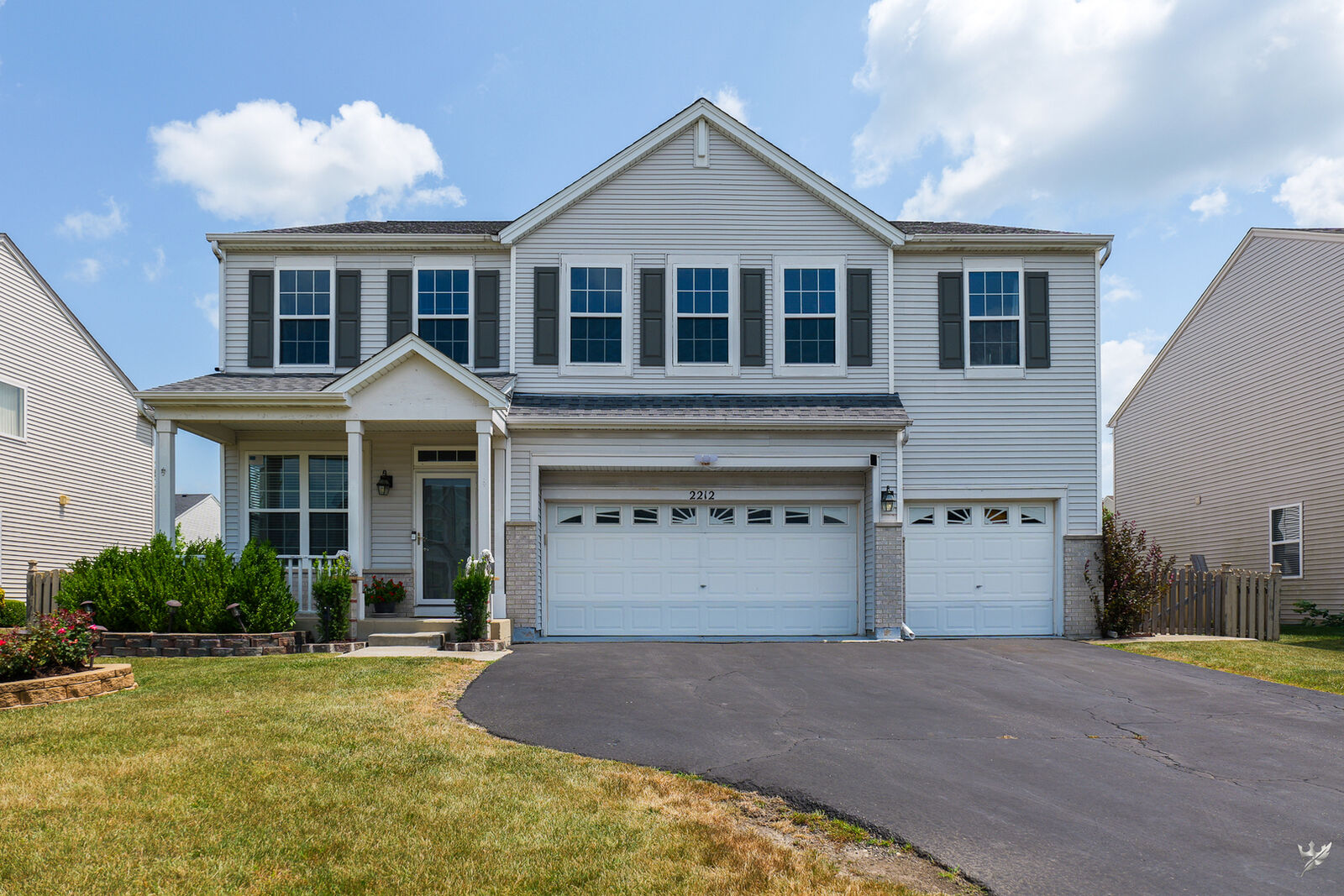 Property Photo:  2212 Caton Ridge Drive  IL 60586 