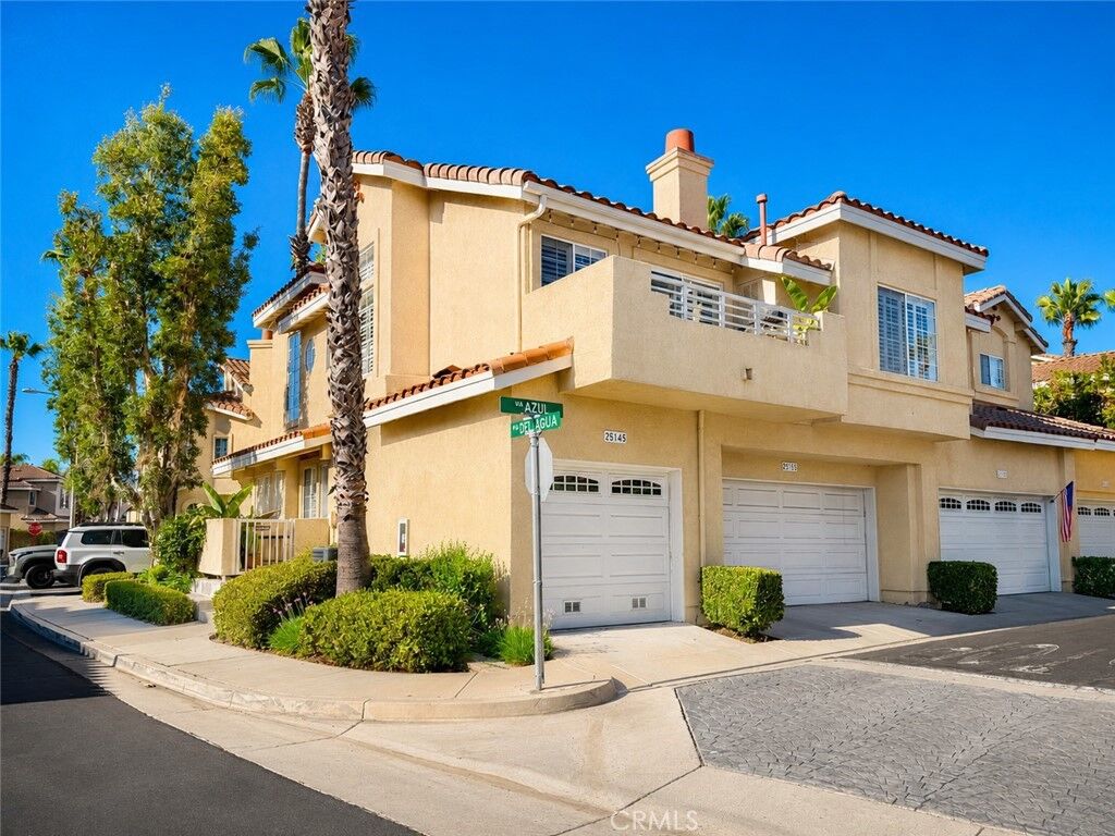 Property Photo: 25145 Via Azul CA 92677