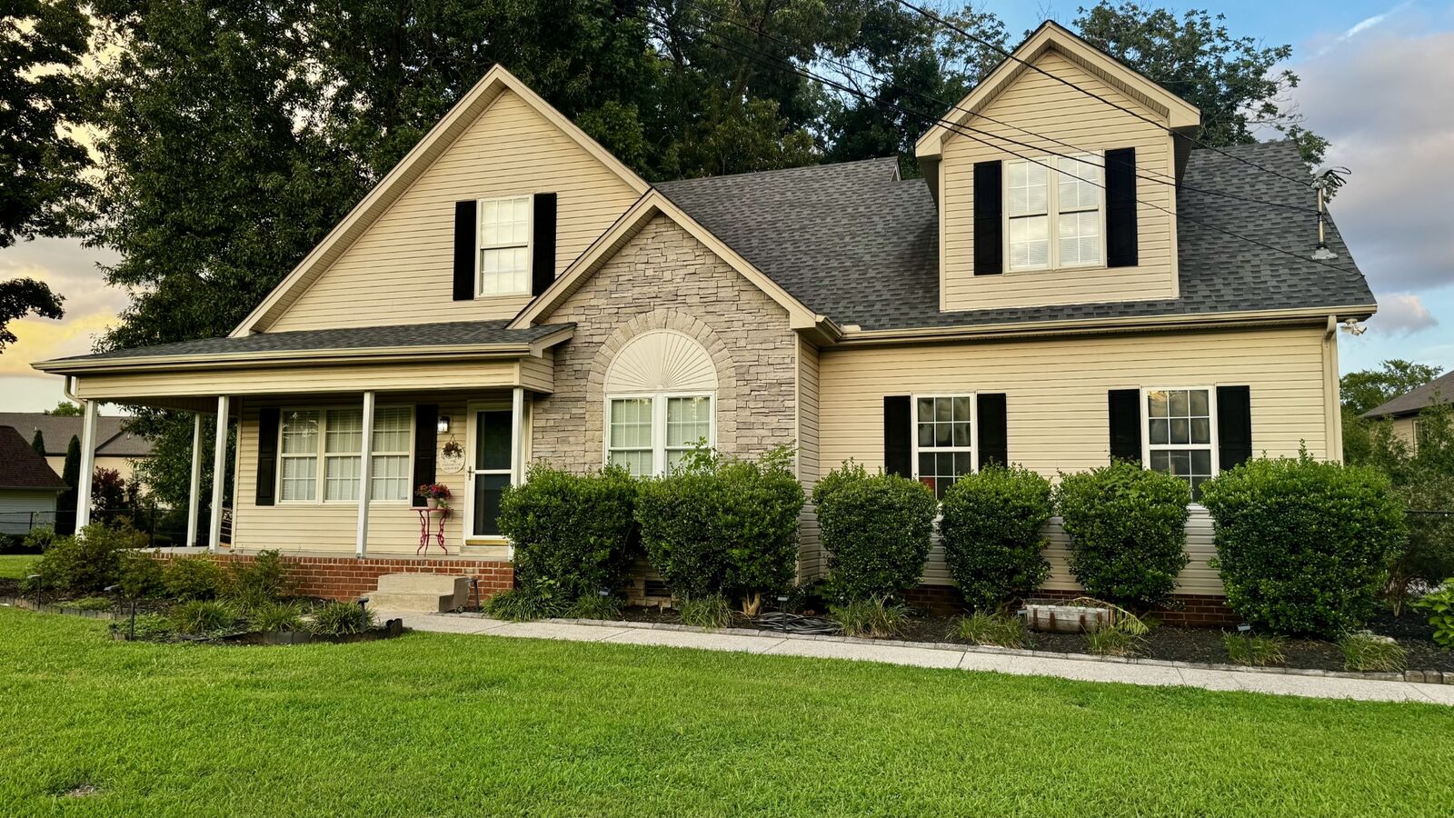 Property Photo:  431 Conhocken Ct  TN 37128 