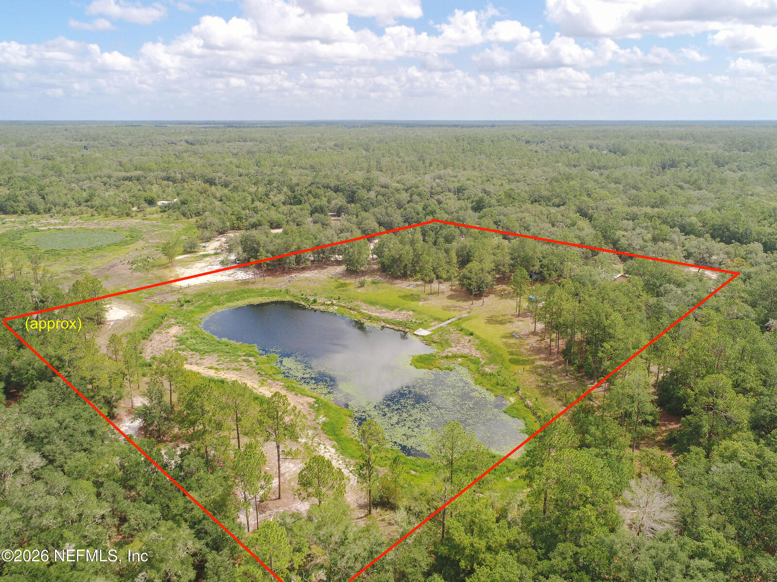 Property Photo:  7150 Sapphire Lane  FL 32656 