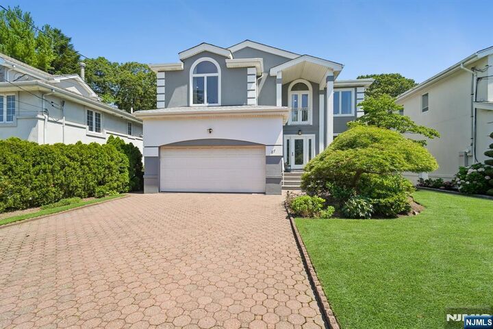 Property Photo:  87 Irving Avenue  NJ 07632 
