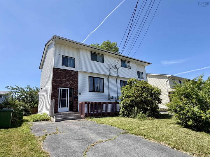 82 Merrimac Drive — photo 1