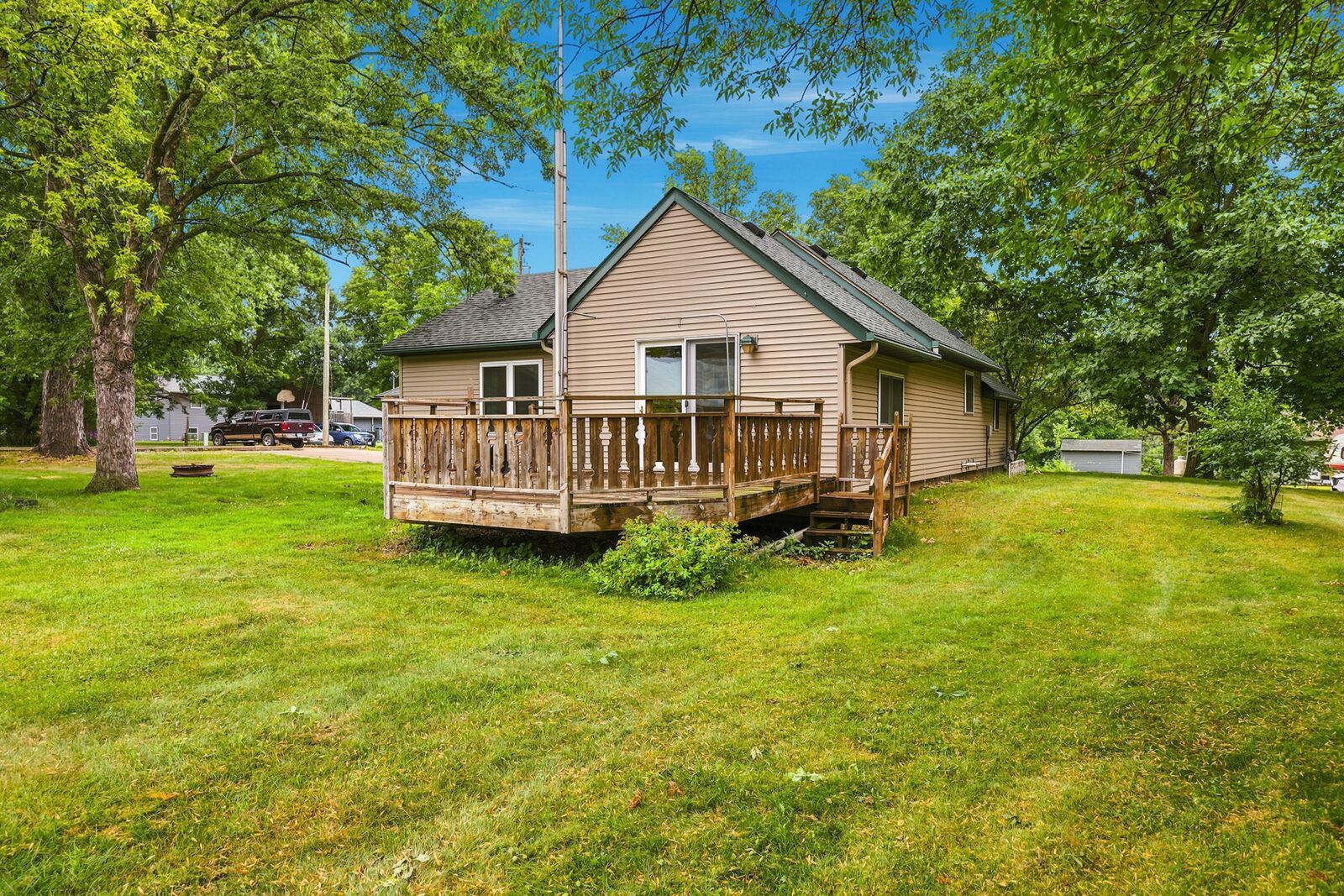 Property Photo:  221 11th Street  MN 56307 