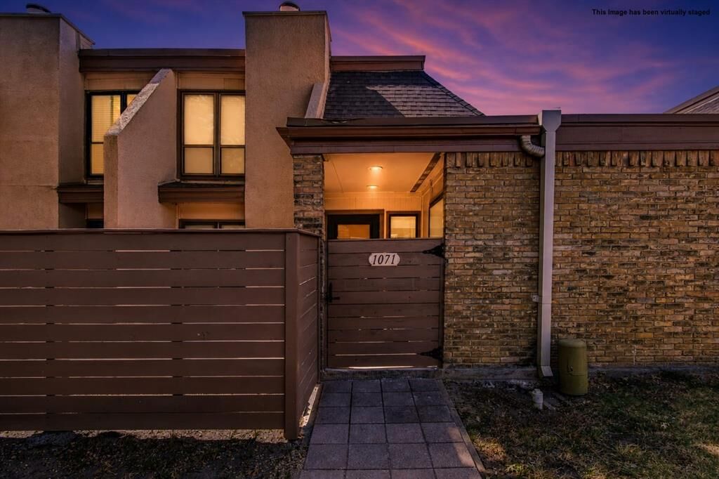Property Photo: