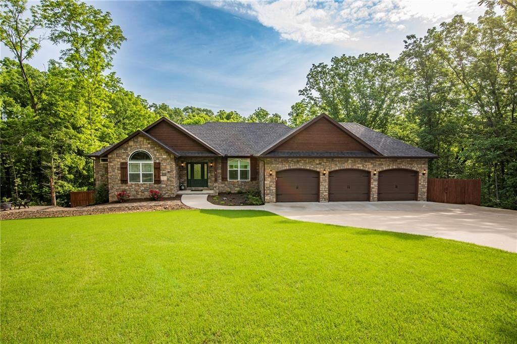 Property Photo: 26 Crosshill Circle AR 72715