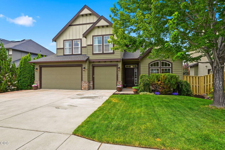 Property Photo:  2765 SW 49th Street  OR 97756 